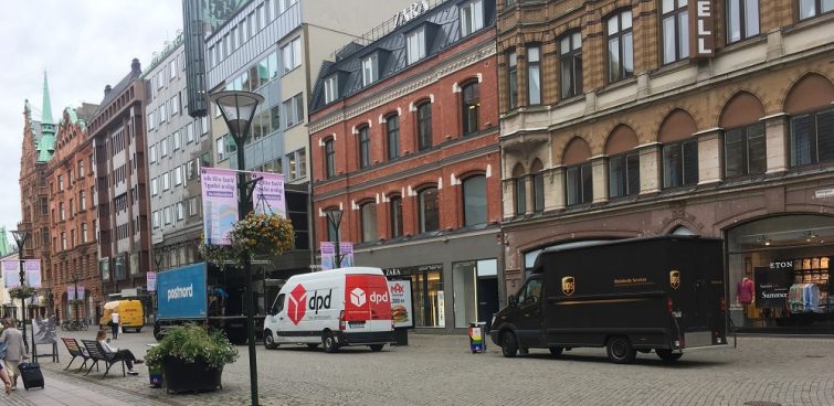 DHL PostNord DpD UPS leverans i Malmö