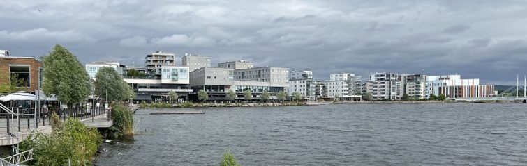 Jönköping centrum vid Vättern